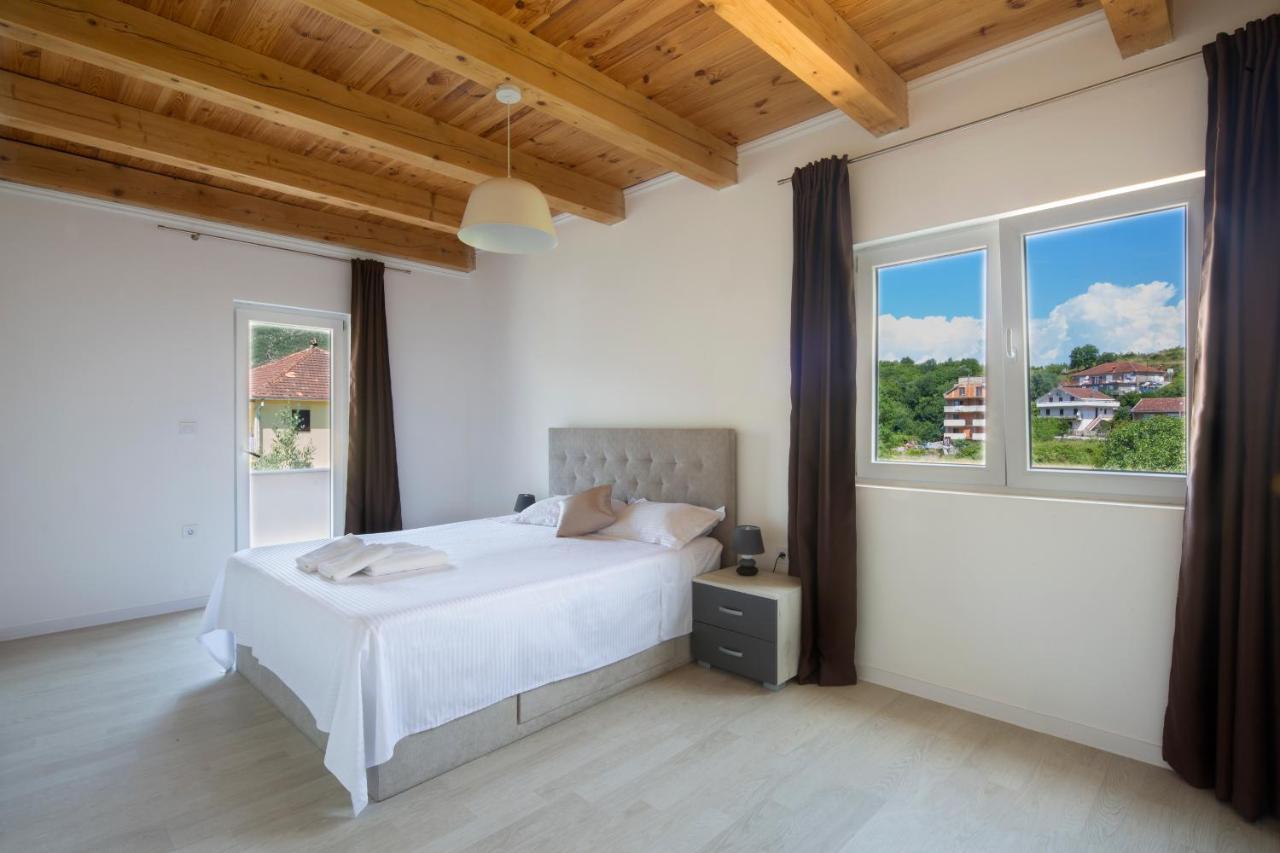 Apartments Al Parma บุดวา ภายนอก รูปภาพ