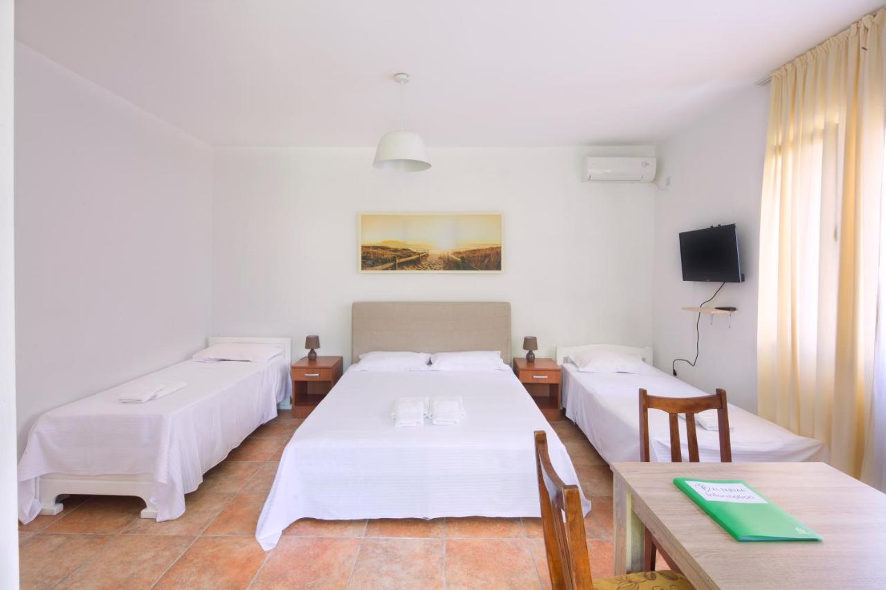 Apartments Al Parma บุดวา ภายนอก รูปภาพ
