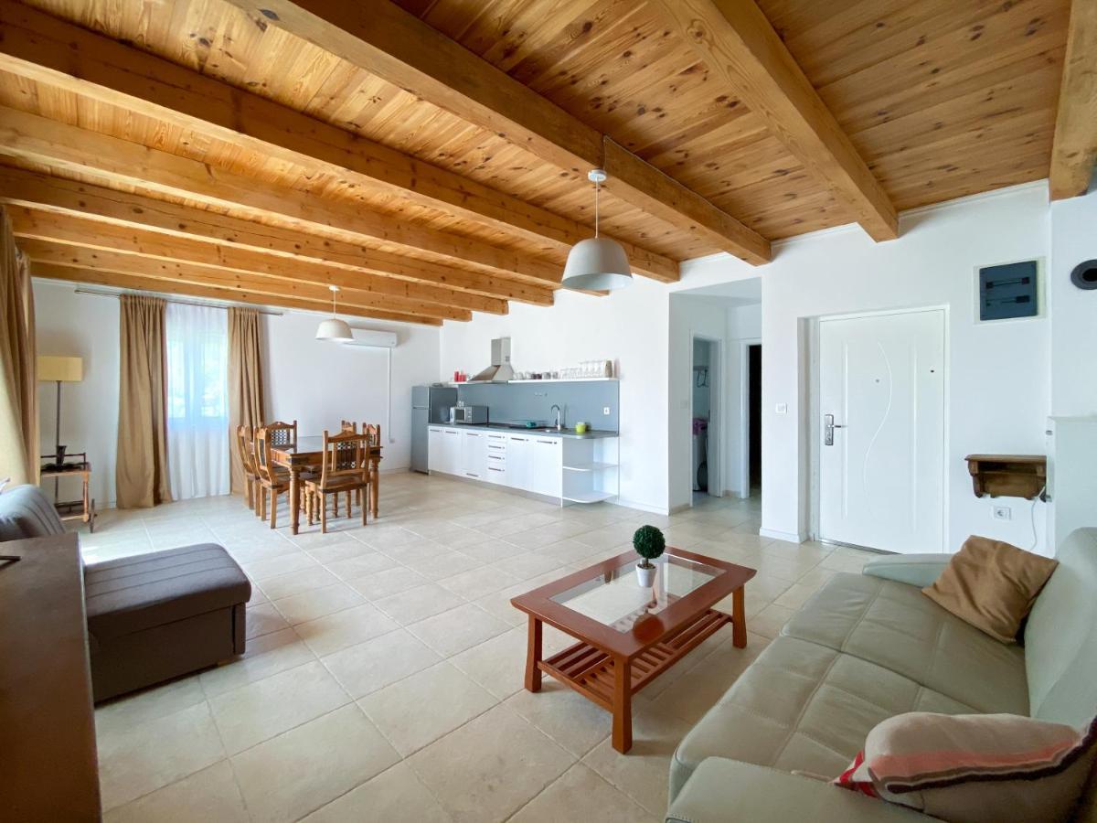 Apartments Al Parma บุดวา ภายนอก รูปภาพ